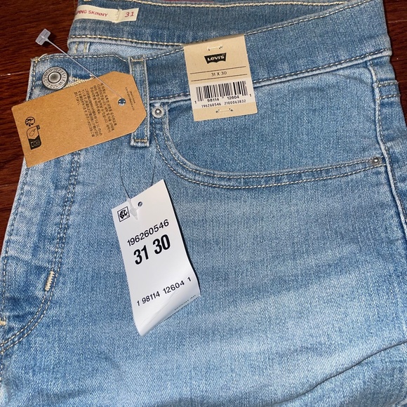 Levi’s 311 shaping skinny stellar stretch men’s 31x30 NWT - Picture 6 of 6
